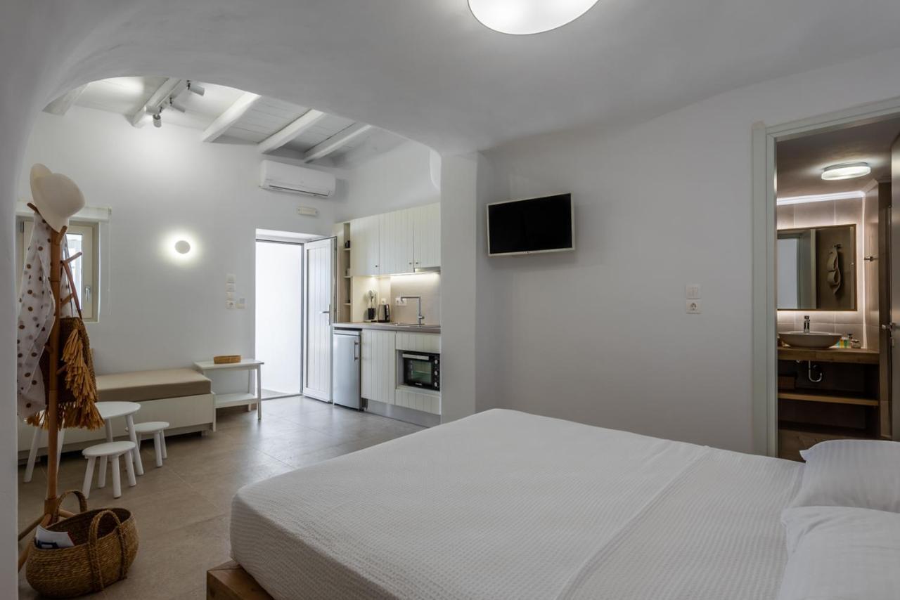 Anemi Suites 阿达玛斯 外观 照片